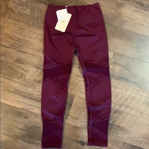 Fabletics mosaic high-waisted 7/8 NWT